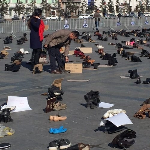 shoe protest 1
